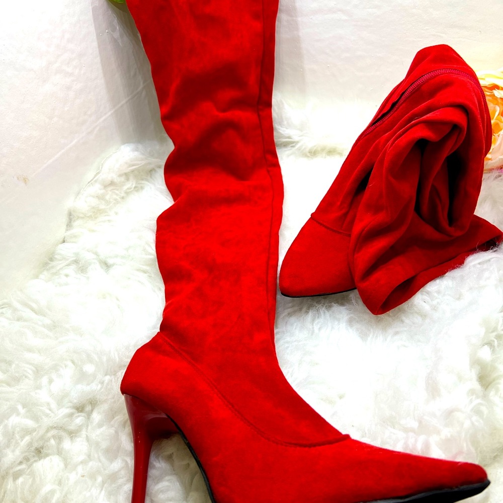 Boot - Picture 3 of 6